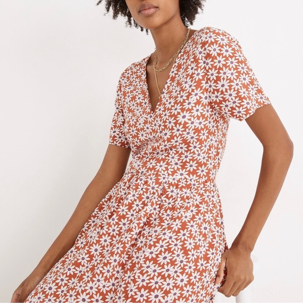 Madewell Clara Red Floral Daisy Print Wrap Mini Dress‎ Sise Small, Floral Picnic